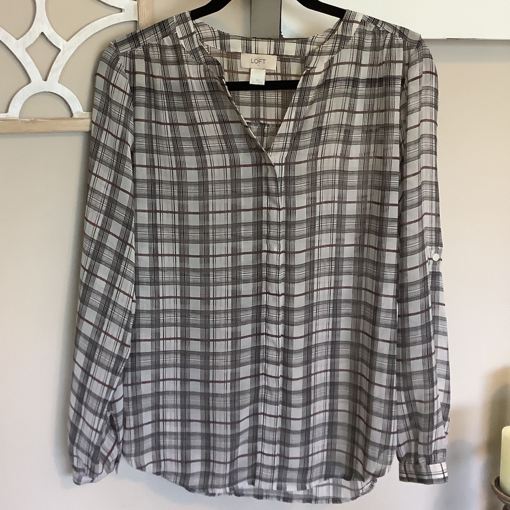 Nice Loft blouse